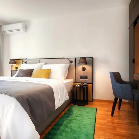 Hotell Fontana & Gastronomy Budva